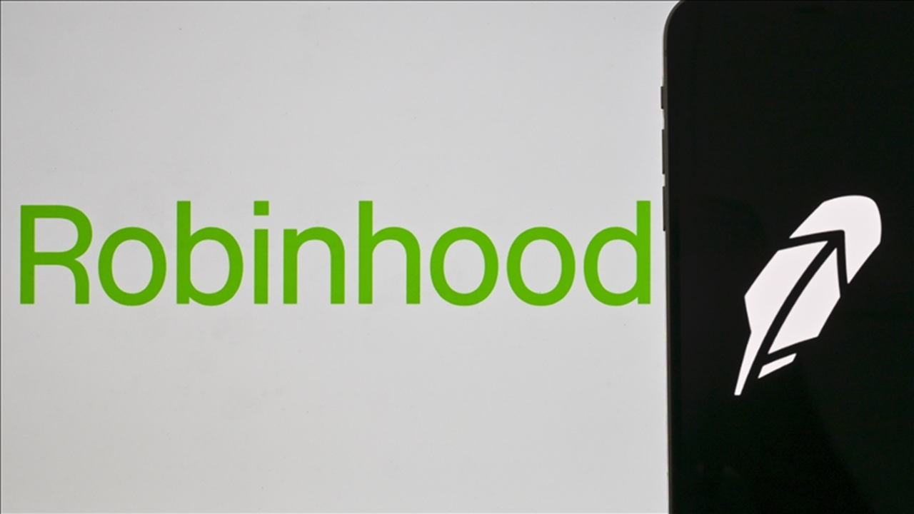 Robinhood’un Yükselişi Sürüyor, Ancak S&P 500 Kapısı Hâlâ Kapalı!