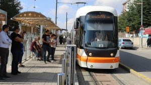 Eskişehir Toplu Taşımaya Zam Geldi: Otobüs, Tramvay ve Servis Ücretleri Arttı