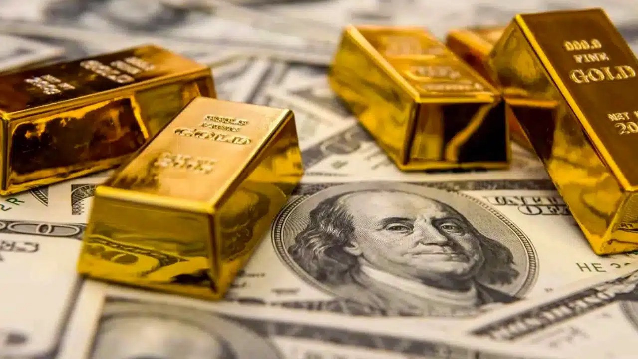 Altın Fiyatları Rekor Üstüne Rekor Kırıyor: Ons Altın 3.831 Dolara Fırladı!