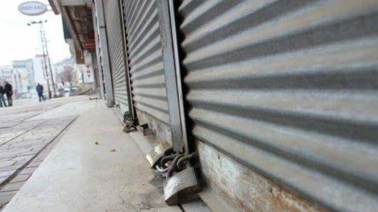 Esnaf Zor Günler Geçiriyor: Kapanan İşyeri Sayısı 83 Bini Aştı