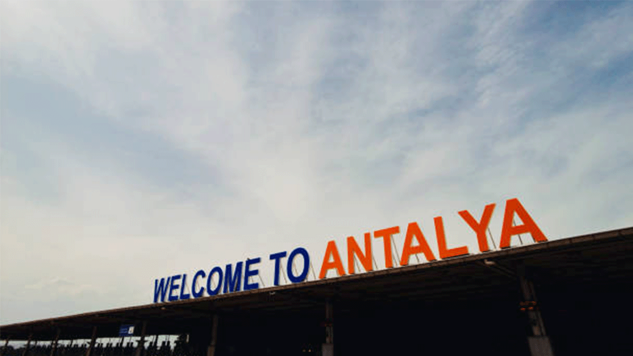 Antalya Turizmde Rekor Kırdı: 9 Ayda 14 Milyon Turisti Ağırladı