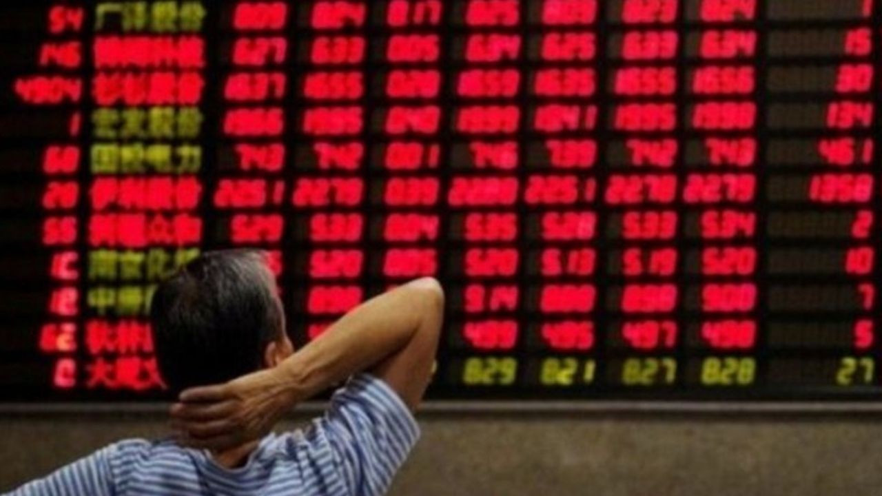 Asya Borsaları Satış Baskısı Altında: ABD Belirsizliği ve Bankacılık Endişeleri Tetikledi
