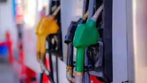 Motorine Dev Zam Yolda: 19 Kasım 2025 Akaryakıt Fiyatları Değişiyor!