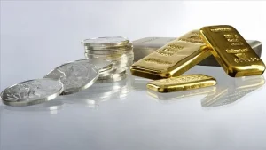 Fed beklentileri ve yükselen enerji fiyatları altını yüzde 1,5 düşürdü