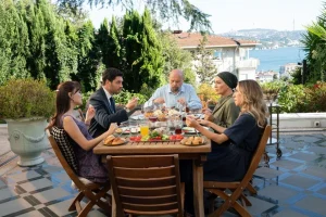 Show TV’de “Kızılcık Şerbeti” Yeni Bölümü Ne Zaman ve Nasıl İzlenir? Detaylı Rehber