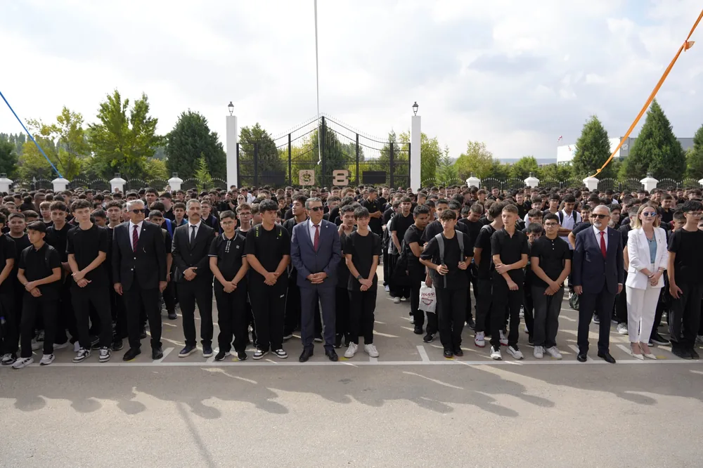 Eskişehir OSB’nin Nitelikli İş Gücü Kaynağı EOSB Mesleki Lisesi 1481 Öğrenciyle Yeni Eğitim-Öğretim Yılını Açtı