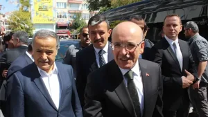 Hazine ve Maliye Bakanı Mehmet Şimşek, Aksaray’da Siyasi ve Sanayi Temaslarını Güçlendirdi