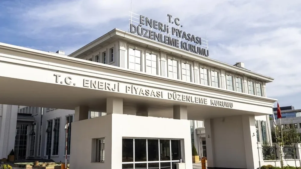 EPDK’dan Elektrik Piyasasına Yeni Düzenlemeler: Teminat İadesi ve Depolama Kuralları