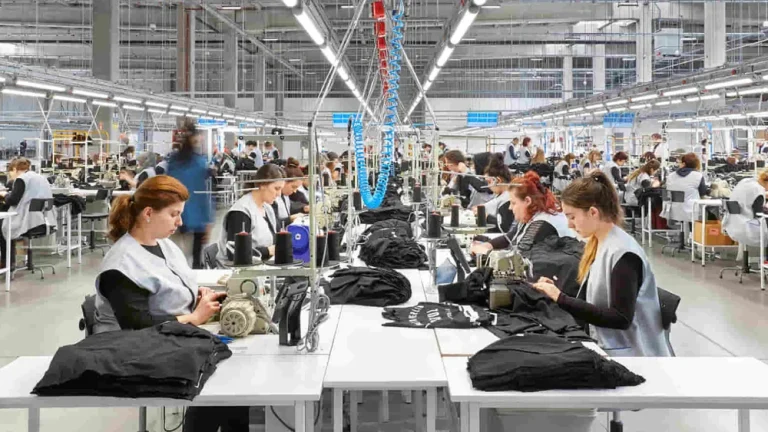 Kardem Tekstil’in Sırbistan Yatırımı Tasfiye Sürecine Girdi: 350 Çalışana İş Riski
