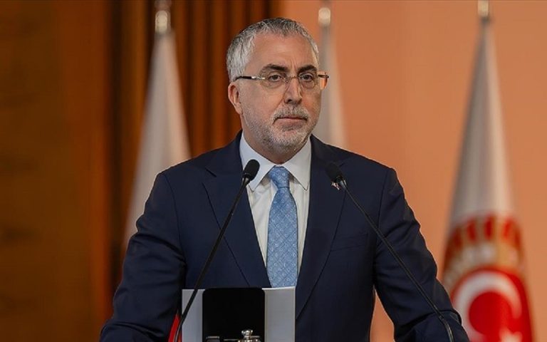 Enflasyon Baskısı Altında Büyüme: Türkiye Ekonomisi 2024’e Nasıl Girdi?