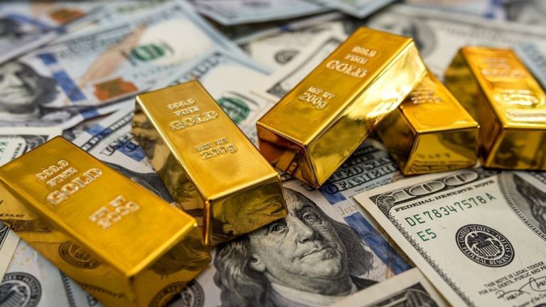 Altın Fiyatları Doların Zayıflamasıyla Yükseldi: Gümrük Vergisi Etkisi