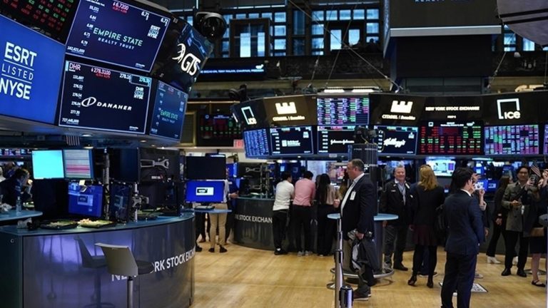 Fed Kararı Sonrası New York Borsası Karıştı: Dow Jones Geriledi, Nasdaq Yükseldi