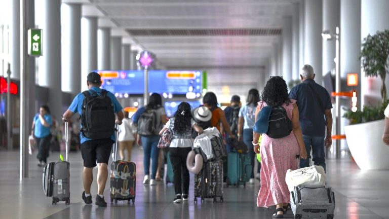 İstanbul Havalimanı’nda Rekor! Bir Günde 271 Bin Yolcu Ağırlandı