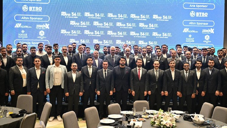 Bakan Uraloğlu: “Hükümet Üreten Gençliğin Yanında” (Genç MÜSİAD Bursa Zirvesi)