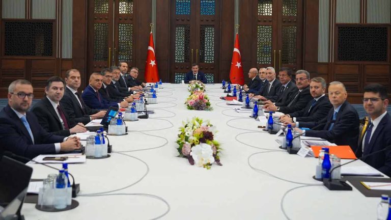 EKK’dan OVP Mesajı: Fiyat İstikrarı ve Yapısal Reformlara Vurgu