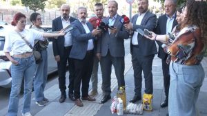 Sağlık-Sen’den Zam Teklifine Alışveriş Poşetiyle Tepki: “Kabul Edilemez!”