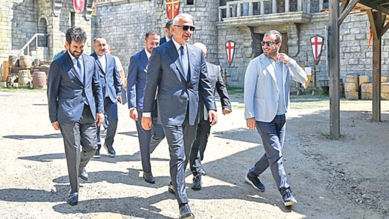 Türk Dizileri: Kültür ve Turizm Bakanlığı’na Göre Reklamdan Daha Etkili Tanıtım Aracı