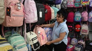 Okul Alışverişi Başladı: Çanta Fiyatları 250 TL’den 4000 TL’ye Çıkıyor