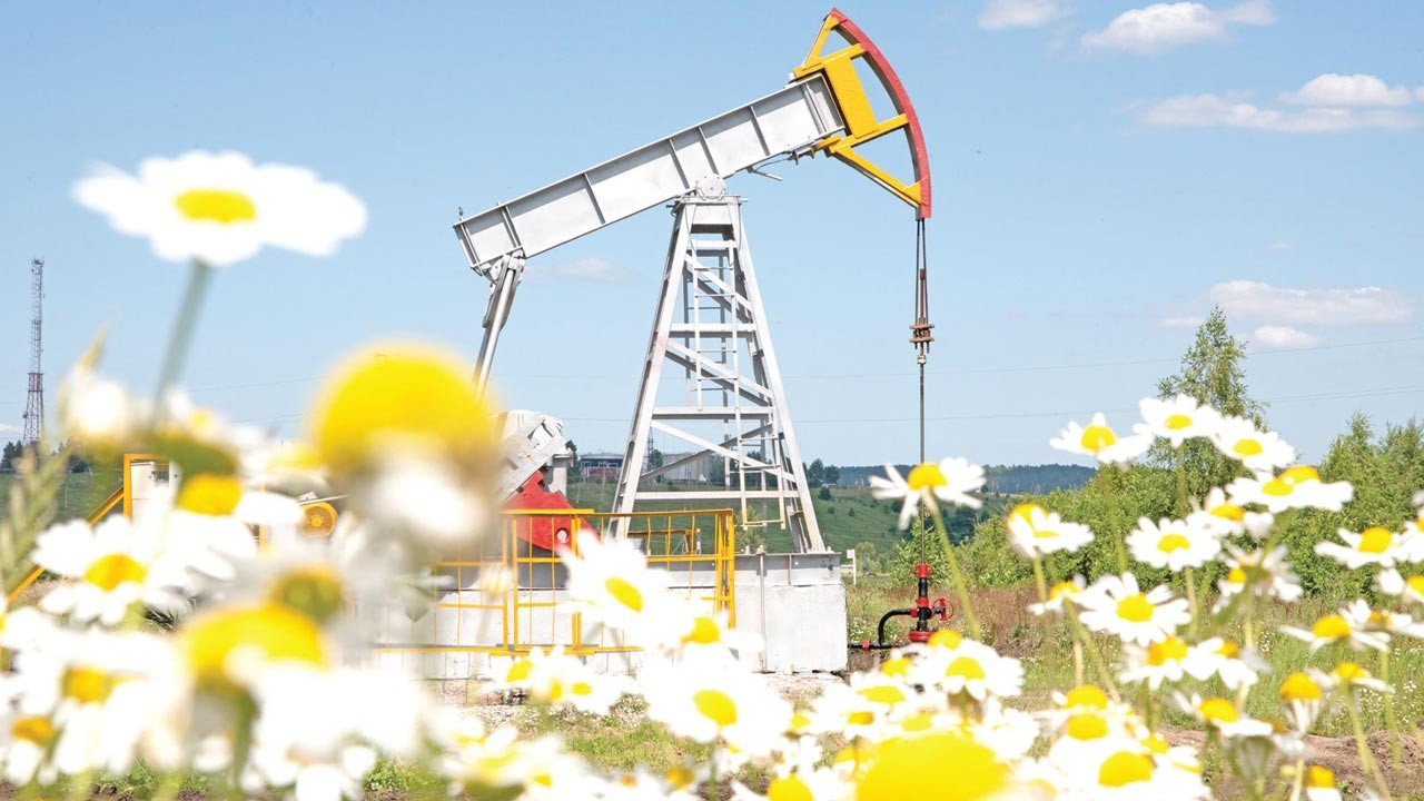 Altın Denge Arayışında, Petrol OPEC Kararıyla Düşüşte