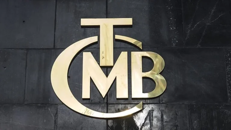 TCMB Anketi: Enflasyon ve Dolar Beklentileri Yükseldi, Faiz Tahmini Geriledi