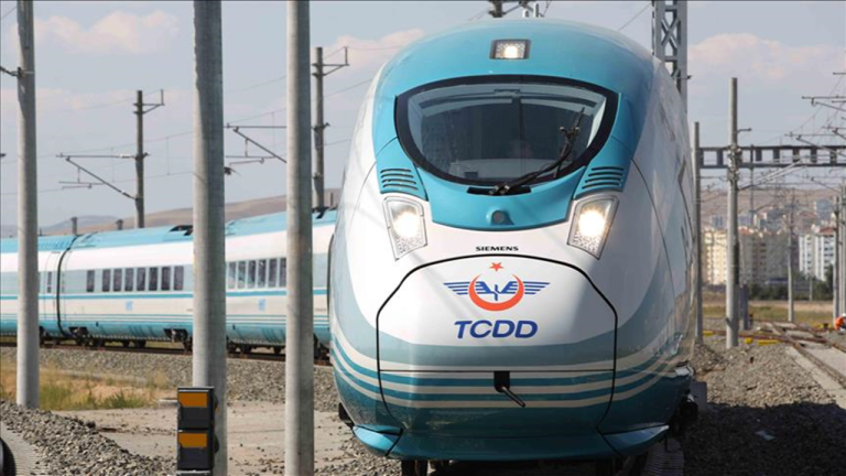 Ankara-İzmir Yüksek Hızlı Tren Hattı ile Seyahat 3,5 Saate İnecek