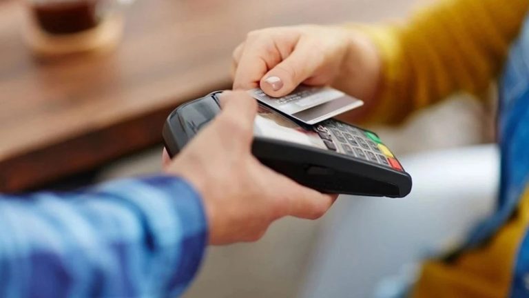 Kredi Kartı Borcunu Faizsiz Erteleme Yöntemi: Ekstre Tarihi Taktiği