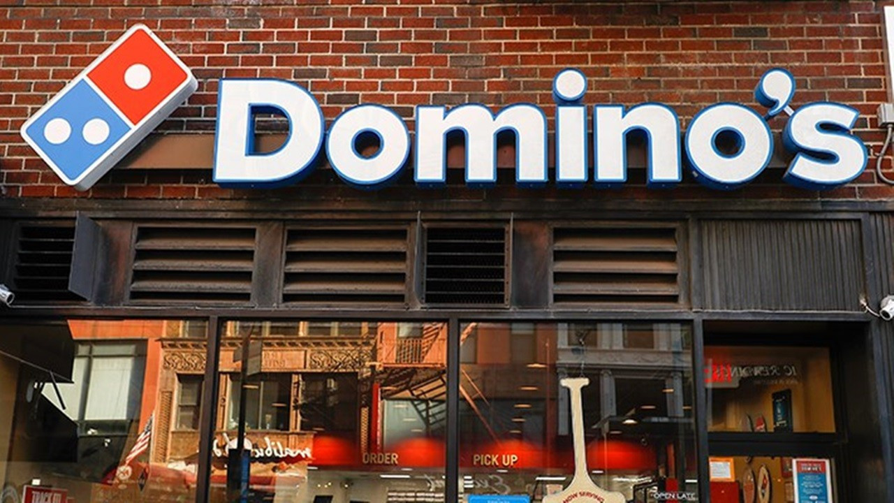 Domino’s Pizza Krizde: Zarar Açıklandı, Hisseler Çakıldı, Fiyatlar Düşecek!