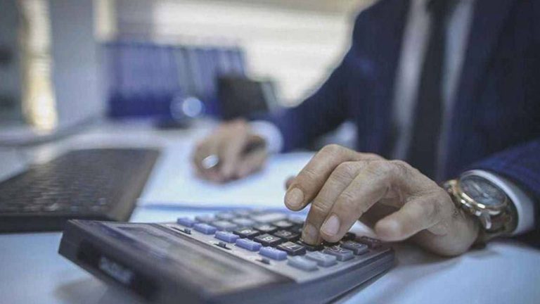Memurlardan İş Bırakma Eylemi: Toplu Sözleşme Görüşmelerinde Zam Anlaşmazlığı