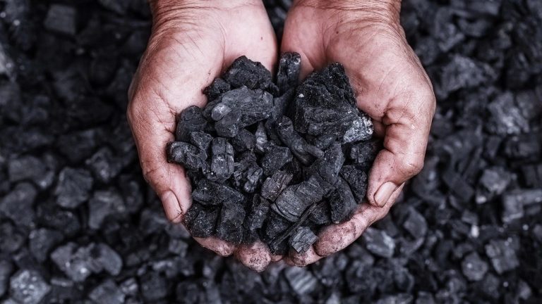 Rus Kömür İhracatı Türkiye’de Rekor Kırdı: Çimento Talebi Etkili