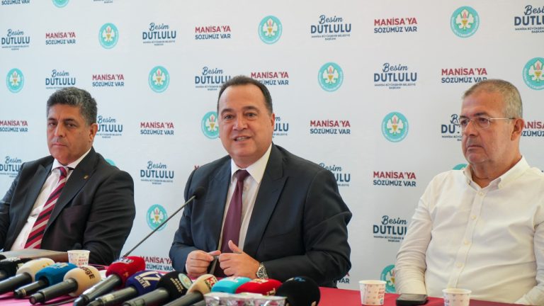 Manisa’dan Öğrencilere Büyük Destek: 5 Bin Öğrenciye Aylık 1000 TL Burs