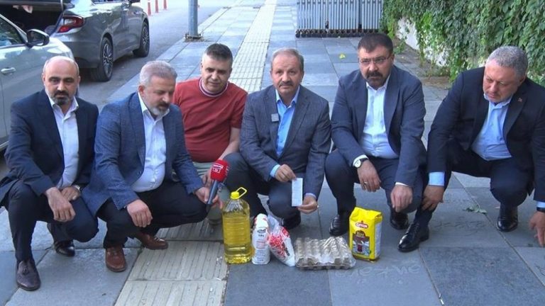 Sağlık-Sen’den Taban Aylık Zammına Market Alışverişiyle Tepki: “Kabul Edilemez”