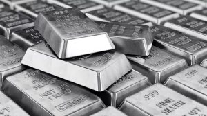 Gümüş Rallisi: Zayıflayan Dolar ve Artan Talep ile 14 Yılın Zirvesinde
