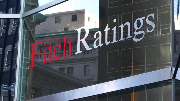 Fitch’ten Türk Bankalarına Performans Uyarısı: Marjlarda Daralma Beklentisi
