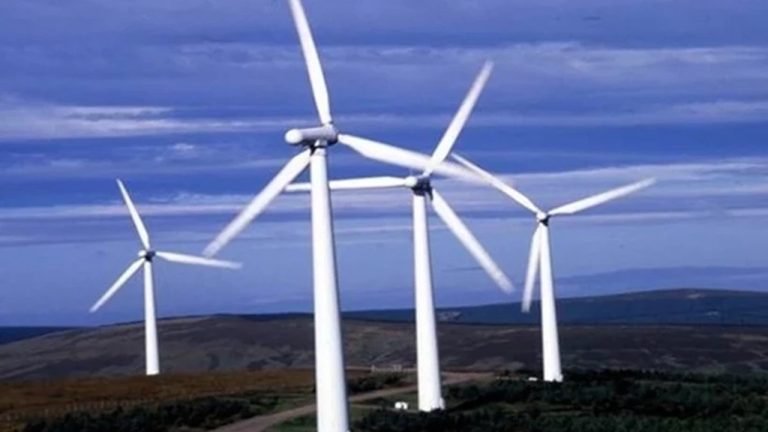 8 Bölgede Rüzgar Enerjisi Yatırımları Hızlanıyor: YEKA RES İlan Edildi