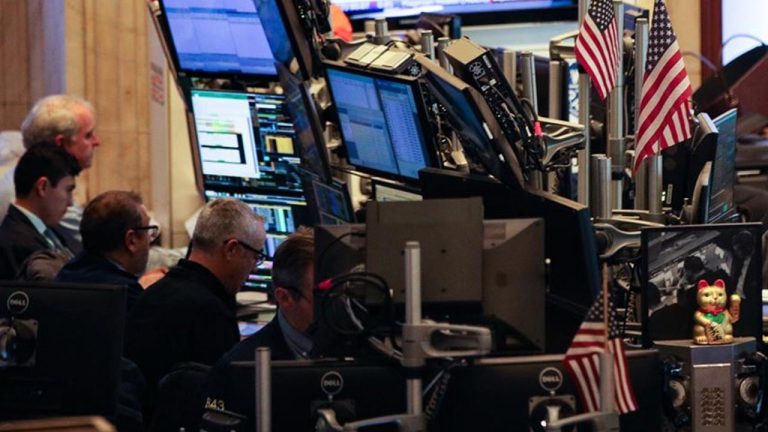 New York Borsası, Faiz İndirimi Umutlarıyla Yükselişe Geçti