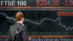 FTSE 100 CEO Ücretleri Rekor Kırdı: İşçi Maaşlarının 122 Katı!