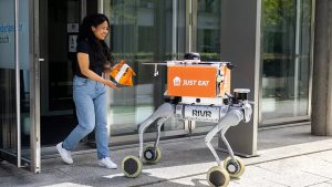 Robot Köpekler Zürih Sokaklarında: Fast Food Teslimatında Yeni Dönem