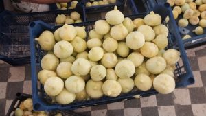 Mersin İnciri Üreticiyi Sevindirdi: Fiyatlar Yüksek, İhracat Devam Ediyor