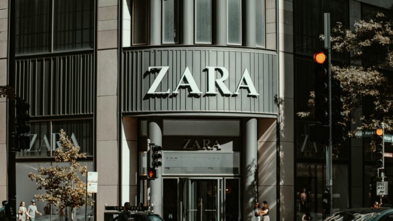 Zara Reklamlarına Zayıflık İddiası Nedeniyle Yasak: ASA’dan Sorumlu Hazırlık Uyarısı