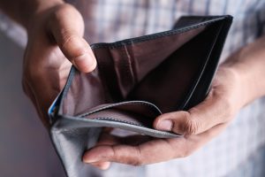 Açlık ve Yoksulluk Sınırında Rekor Artış: Asgari Ücret Aşıldı!