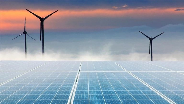 Türkiye’de Elektrik Üretimi: Doğal Gaz ve Güneş Yükselişte, Hidro ve Rüzgar Gerilemede
