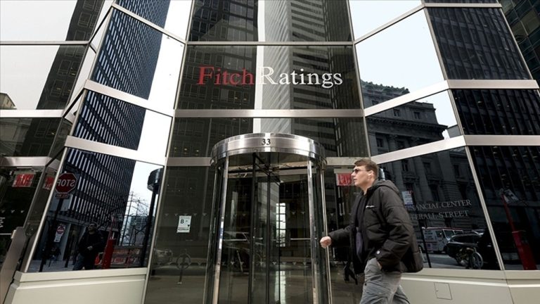 Fitch’ten Türk Telekom’a Not Artırımı: Yerel Para Birimi Notu Yükseldi