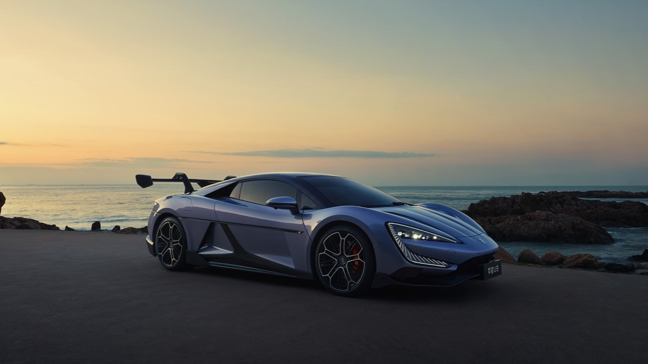 BYD Yangwang U9 Rekoru Kırdı: Elektrikli Otomobilde Yeni Hız Çağı