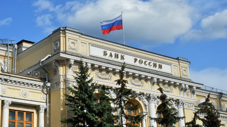 Rusya İhracatçı Döviz Satış Zorunluluğunu Kaldırdı: Ruble İstikrar Kazandı mı?