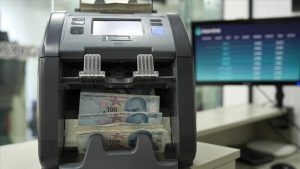 KKM’deki Düşüş Sürüyor: Mevduat Azalırken Kredi ve Takipteki Alacaklar Arttı