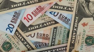 Dolar ve Euro Kurları 10 Ağustos 2025: Güncel TL Karşılıkları ve Piyasa Değerlendirmesi