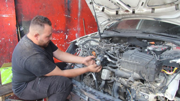 Gaziantep’te Oto Tamirciler 50 Bin TL Maaşla Eleman Bulmakta Zorlanıyor