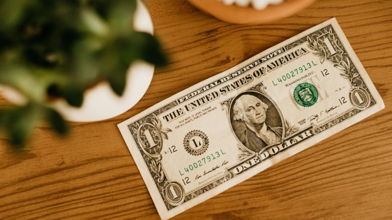 Dolar ve Euro Kurları 21 Ağustos 2025: Güncel Fiyatlar ve Piyasa Hareketleri