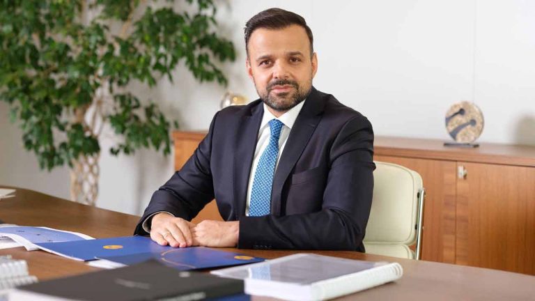 Turkcell, 5G İhalesiyle Türkiye’nin Dijital Dönüşümünde Liderliği Hedefliyor