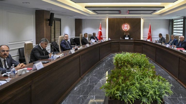 Memur Zammı Pazarlığı: Hakem Kurulu İlk Toplantısından Sonuç Çıkmadı